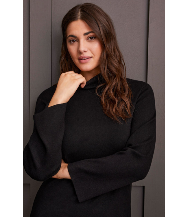 Tribal - Funnel neck -Black