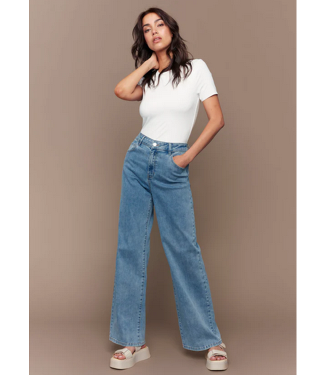 Charlie B -Chloe Wide Leg jean - Light Blue