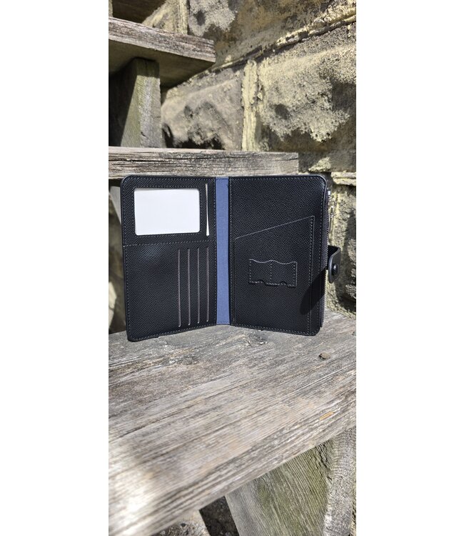 The Loop Passport Wallet - Black