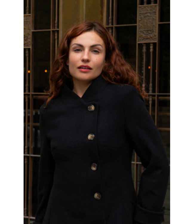 Annick -Retro Flared Coat- Black