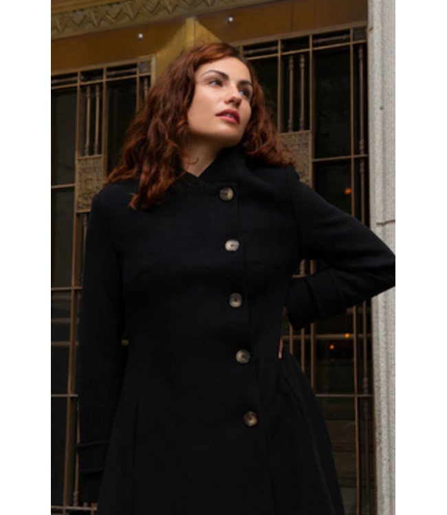 Annick -Retro Flared Coat- Black