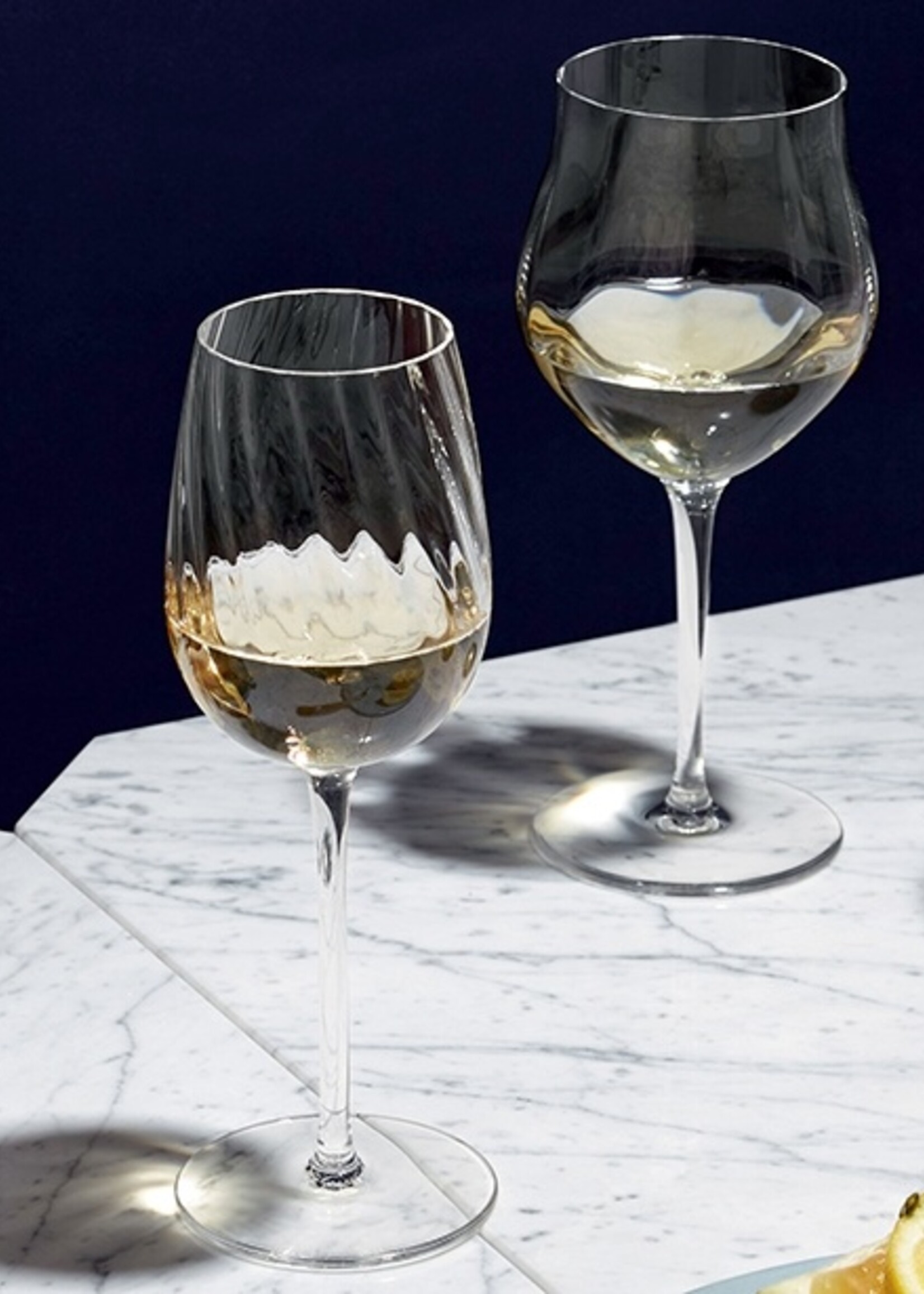 Saint-Louis Twist 1586 Young Wine Glass