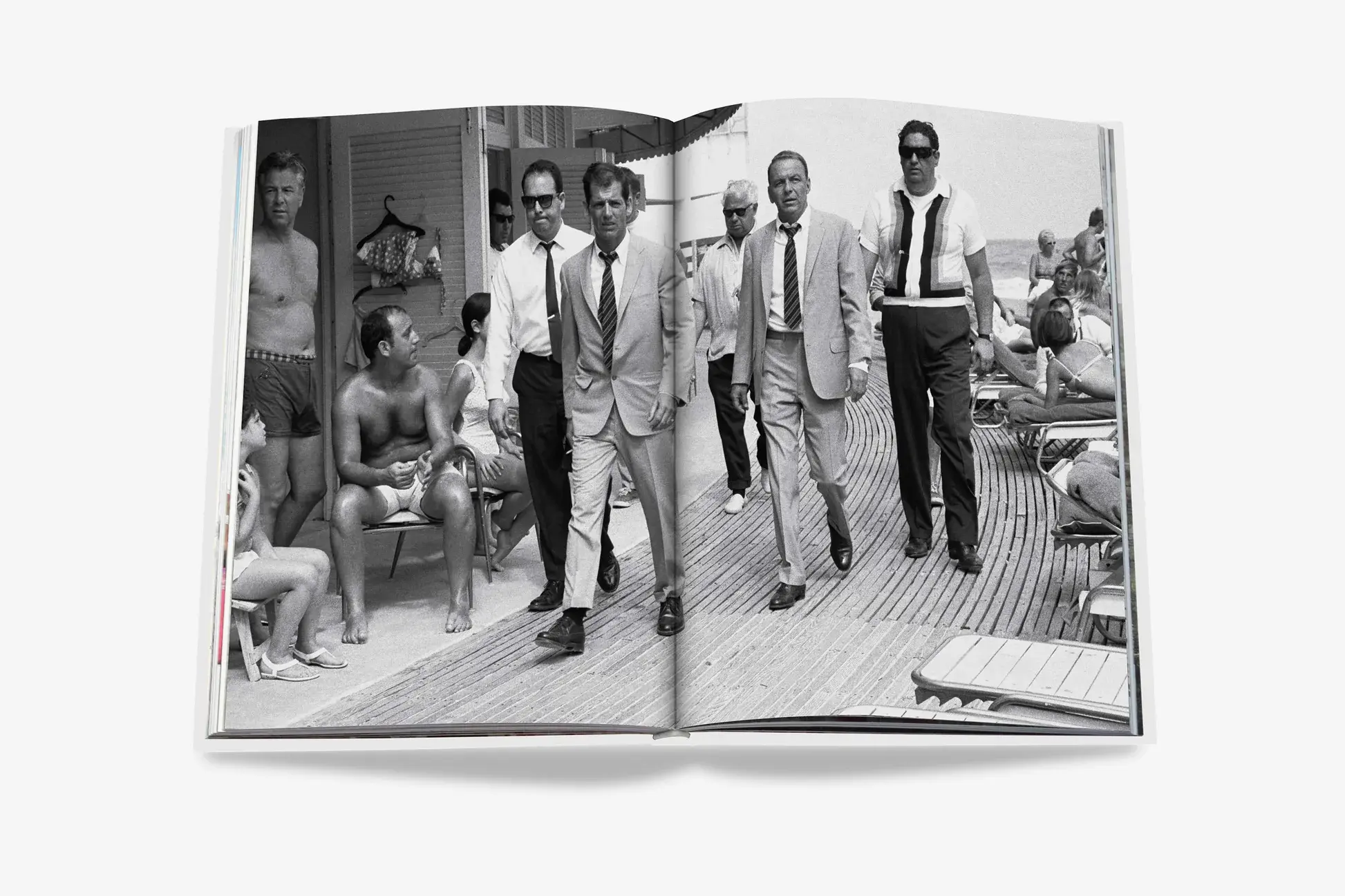ASSOULINE The Surf Club