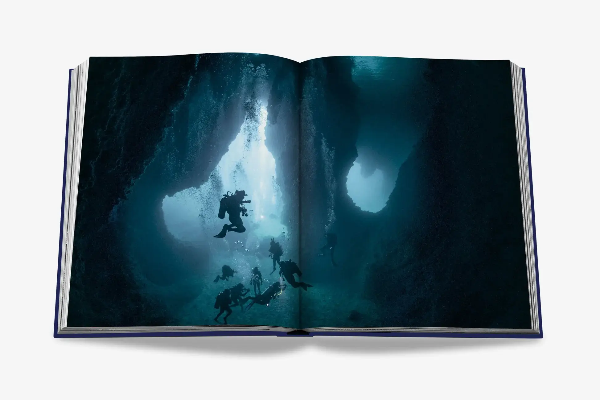 ASSOULINE Ocean Wanderlust