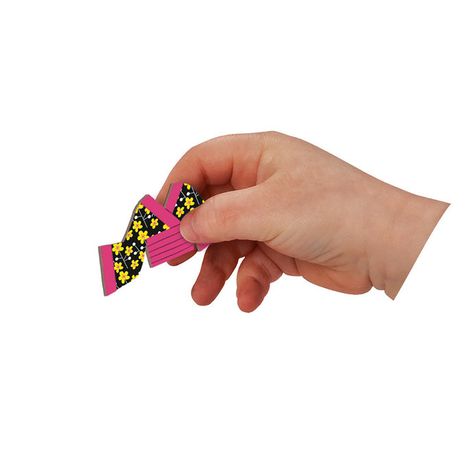 Janod Magnetibook Girl Costumes