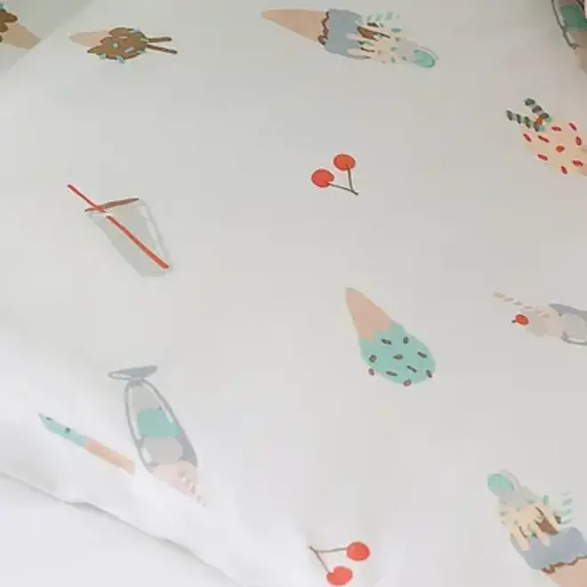 Foam Pillow With Pillowcase (Bamboo Jersey) - Ice Cream Summer