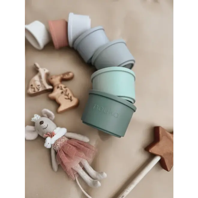 noüka Stacking Cups-Bloom Set