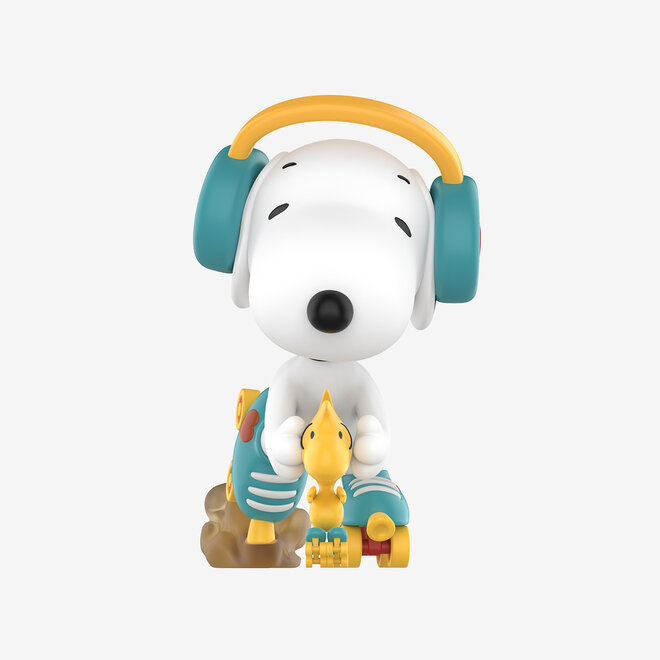 SNOOPY THE BEST FRIENDS SERIES FIGURES BLIND BOX