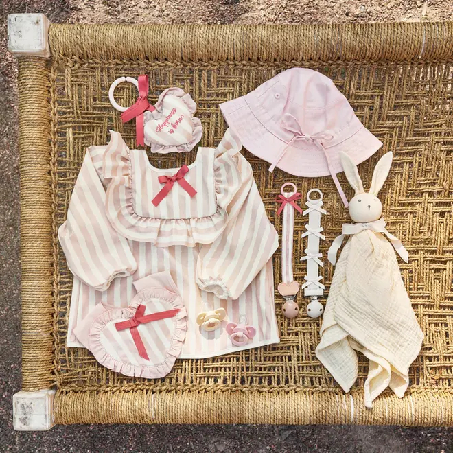 Elodie Details - Longsleeved Baby Bib - Candy Stripes