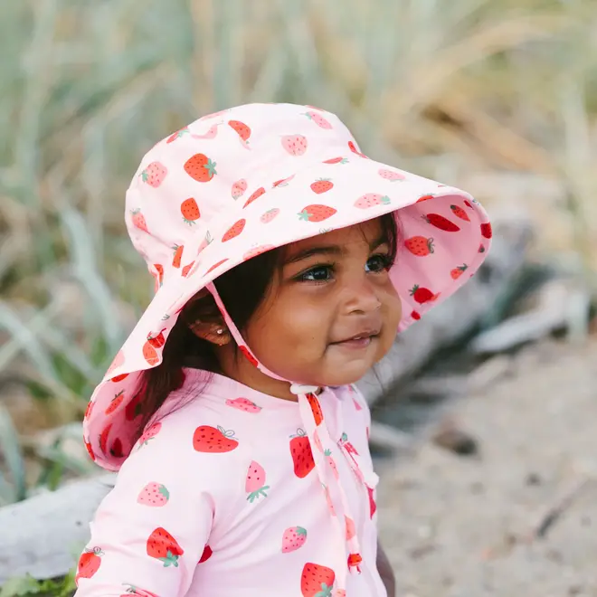 Pink Strawberry | Aqua-Dry Adventure Hat