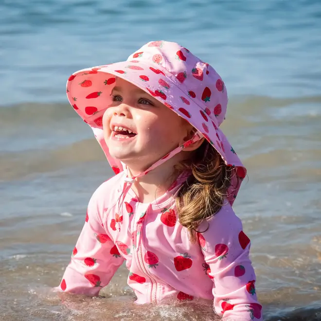 Pink Strawberry | Aqua-Dry Adventure Hat