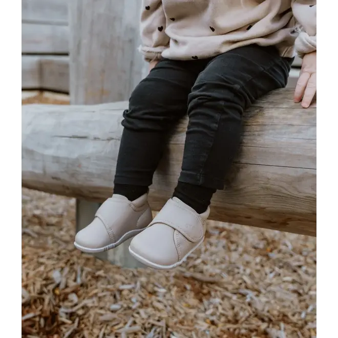 Stonz - F25/S26 - Cruiser™ Dressy - Baby Dune