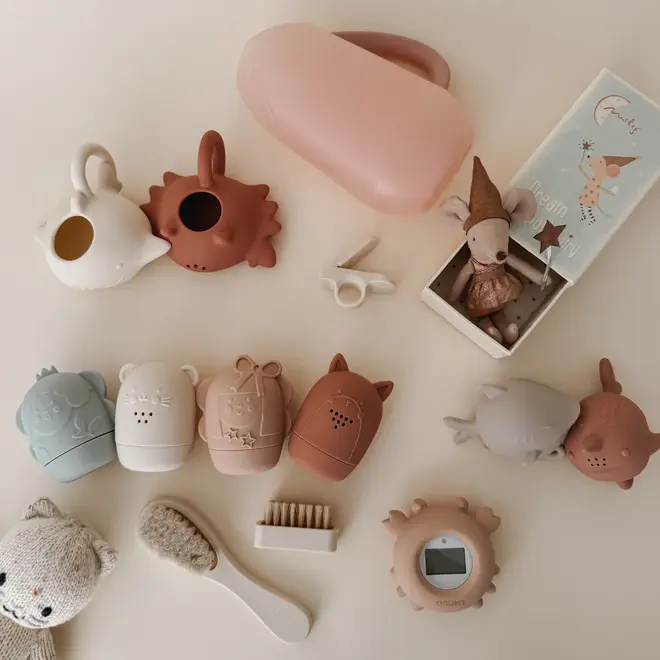 noüka Scoop & Sprinkle Water Animals - Splash