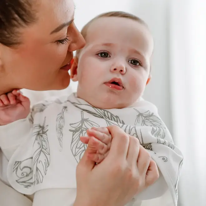 Bamboo Burp 'n Bib (2 Pack) Feather Light