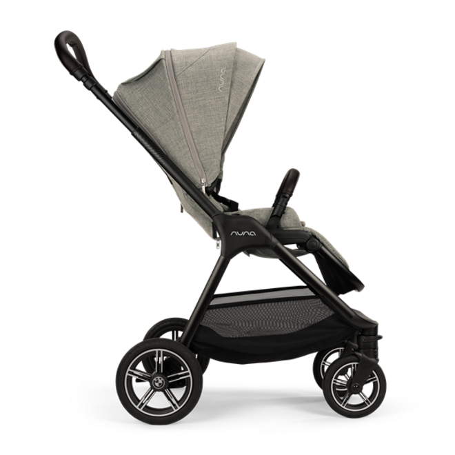 NUNA TRIV™ next BMW Stroller Graphene