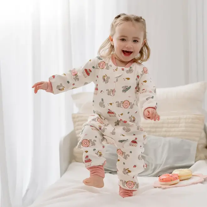 1.0 TOG Long Sleeve Footed Sleep Bag - Very Squirrelly