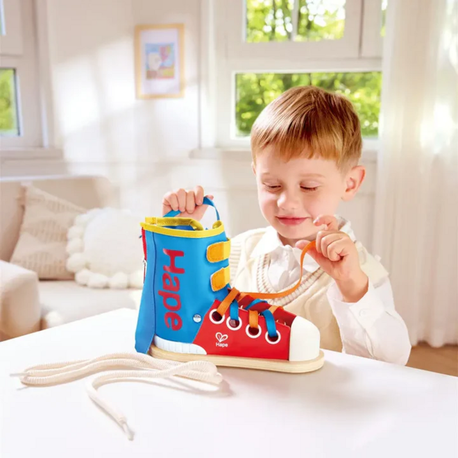 TIE-IT LACING SNEAKER