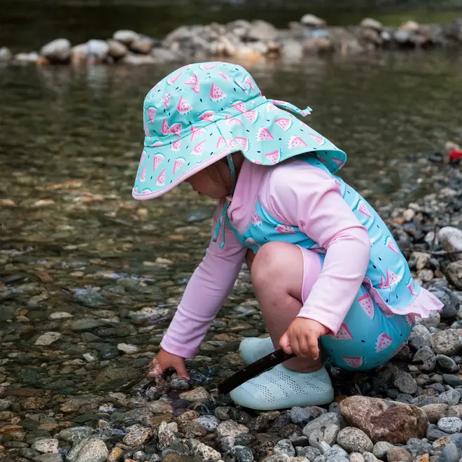 Aqua-Dry Xplorer Hat with pink trim Watermelon