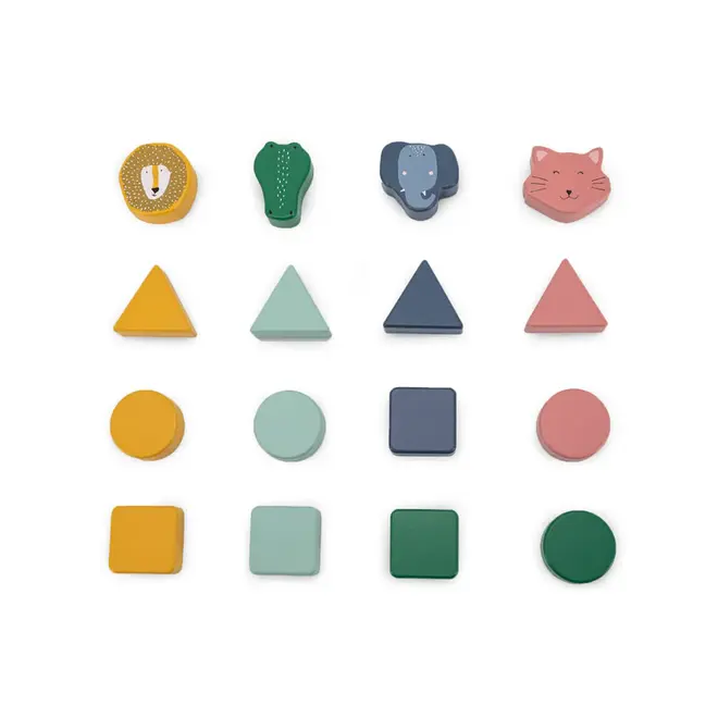 Trixie Wooden shape sorter