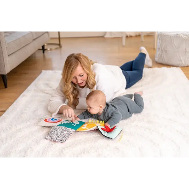 Wimmer Seek and Peek Book