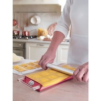 (Discontinued) Marcato Atlas Ravioli Tablet Pasta Maker Red