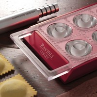 (Discontinued) Marcato Atlas Ravioli Tablet Pasta Maker Red