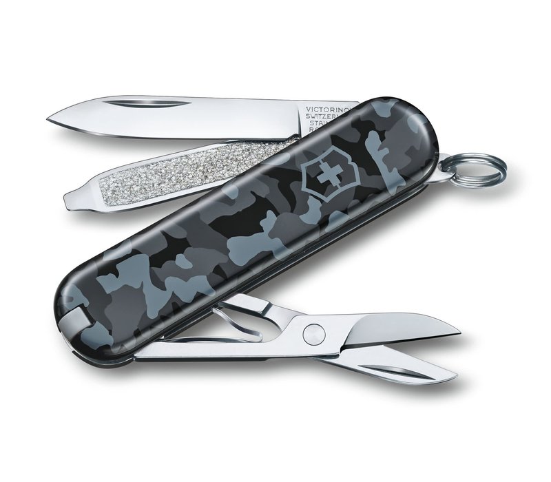 Victorinox Swiss Army Classic SD Navy Camo, 7 Functions