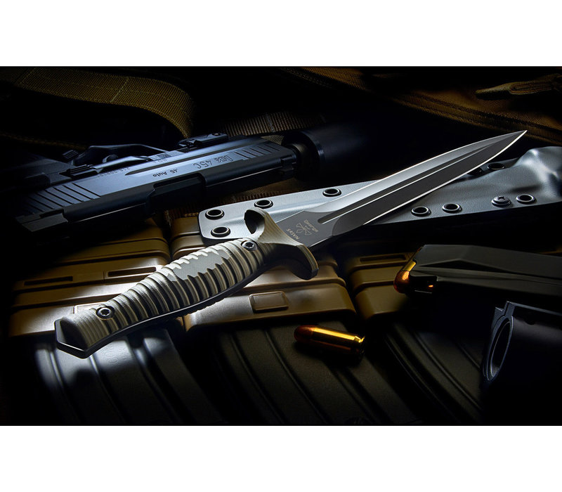 Spartan Blades-George V-14 Dagger- Black CPM S45VN Blade and G-10 Handle