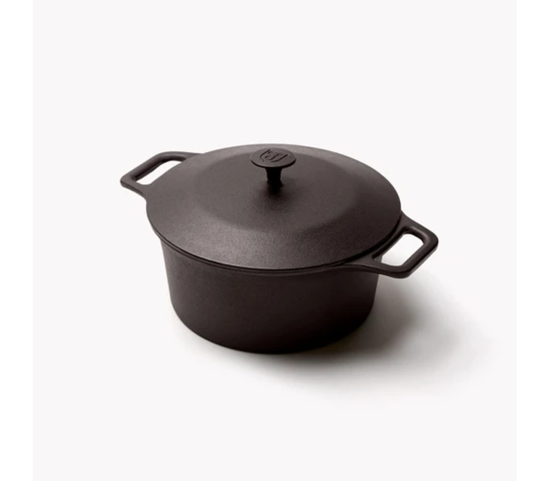 https://cdn.shoplightspeed.com/shops/625769/files/40019925/800x700x2/field-co-field-co-no8-cast-iron-dutch-oven.jpg