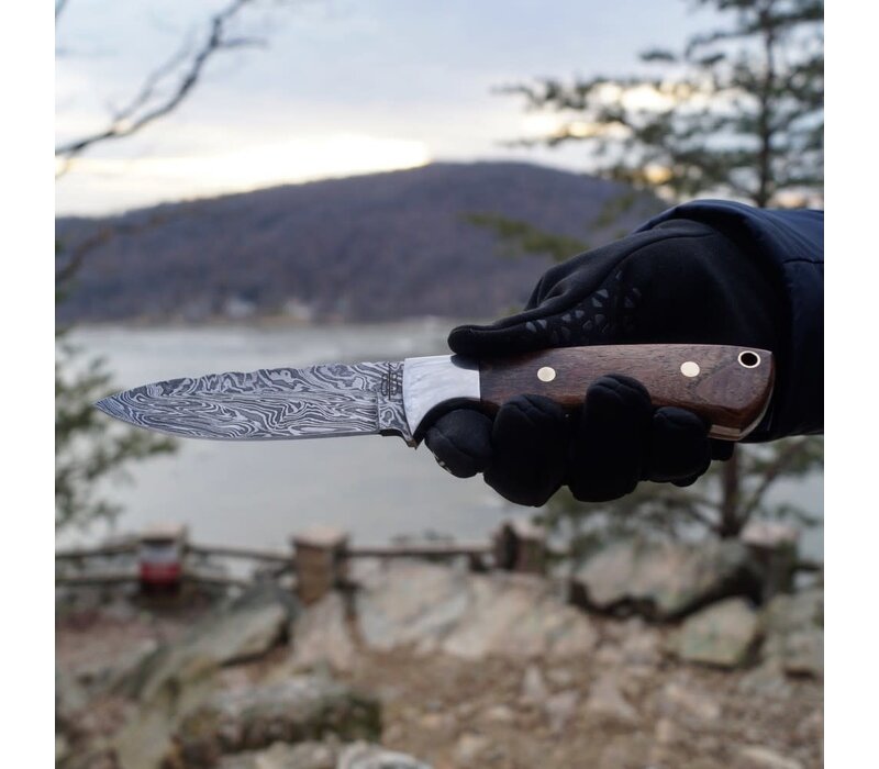 Buck & Bear, Drop Point Classic Hunter