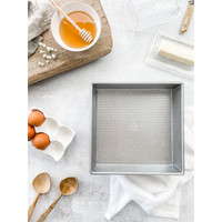 USA Pan, 8" Square Cake Pan  8 x 8 x 2 ¼ in.