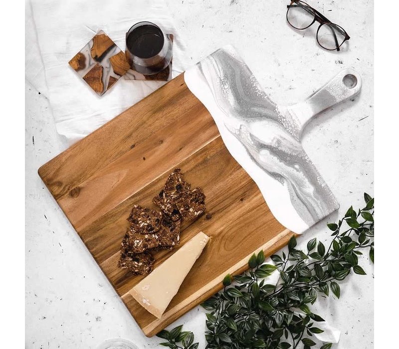 Lynn & Liana Designs XL Acacia Cheeseboard- White & Grey Marble