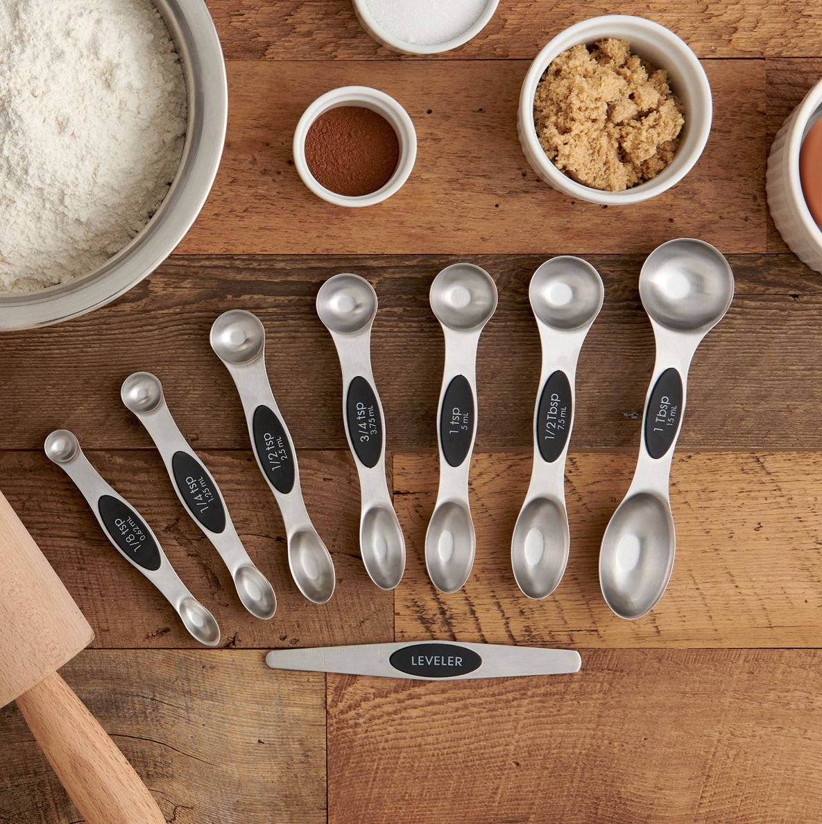 Mrs. Anderson's Baking Dual-Sided Magnetic Measuring Spoons with Level -  Bear Claw Knife & Shear