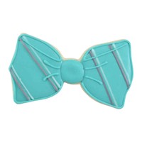 R&M Bow Tie Cookie Cutter 3.5"