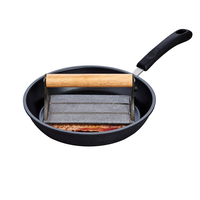 HIC, Bacon Press Wood Handle, Cast Iron