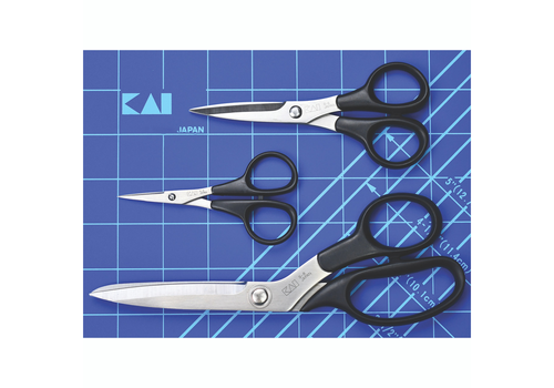 Kai 10 Fabric Shears - Bear Claw Knife & Shear
