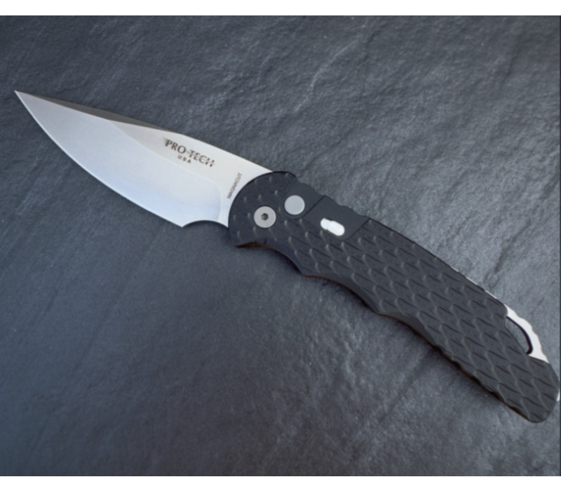 Pro-Tech, Tactical Response 4, Saber Grind Auto, Secondary Safety, Glass Breaker, feather texture, stonewash MAGNACUT steel