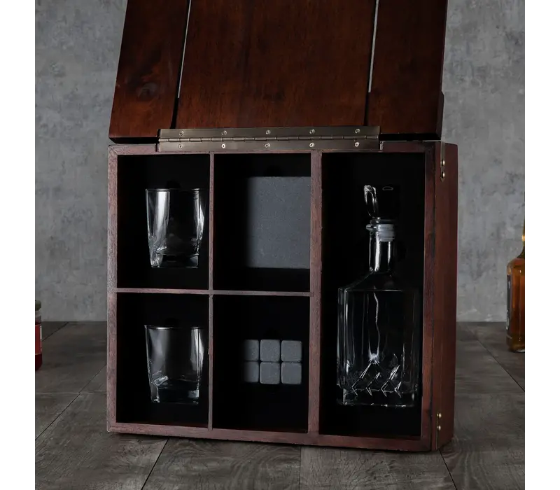 Picnic Time, Legacy, Whiskey Box with Decanter