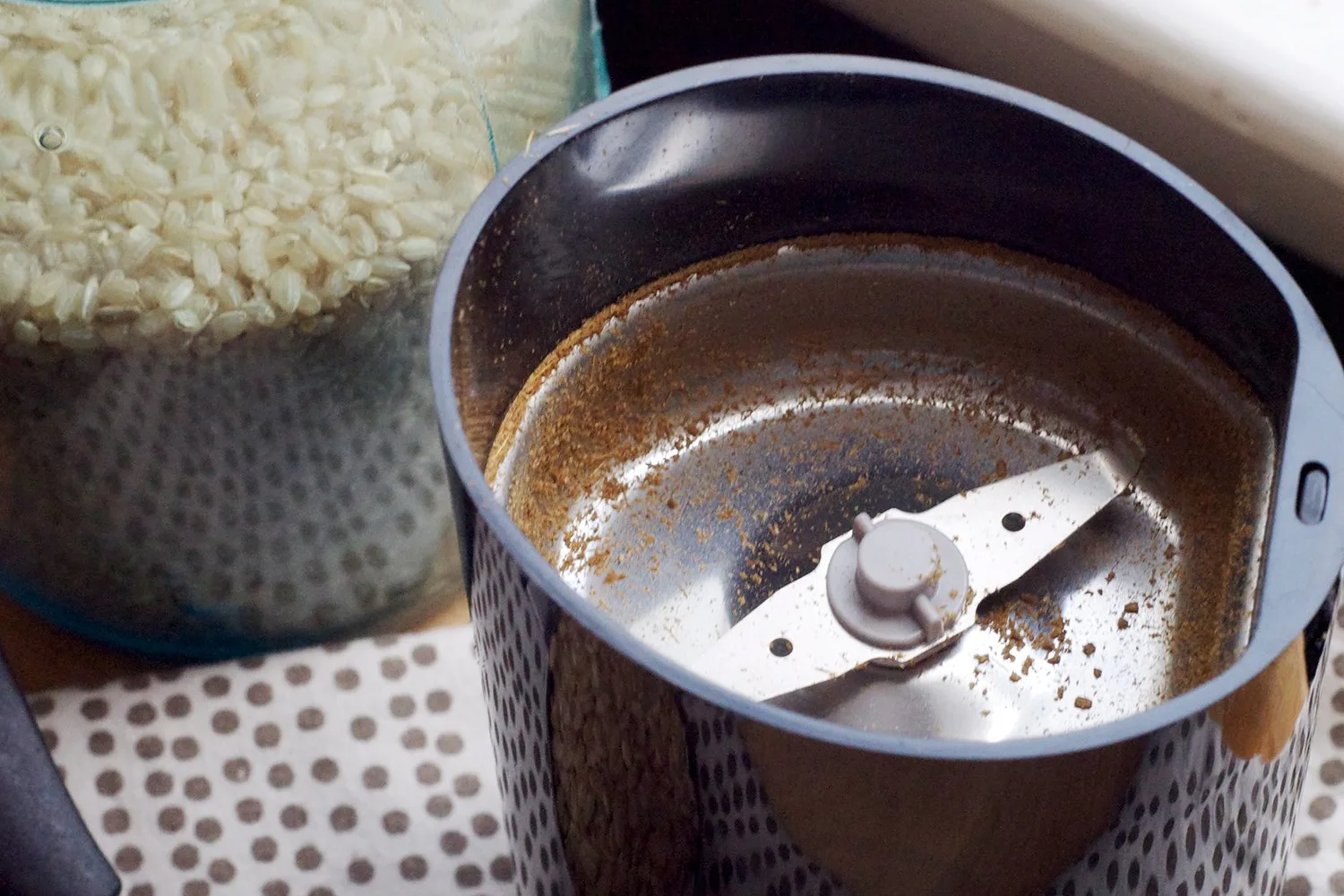 How to Clean and Maintain Your Spice Grinder