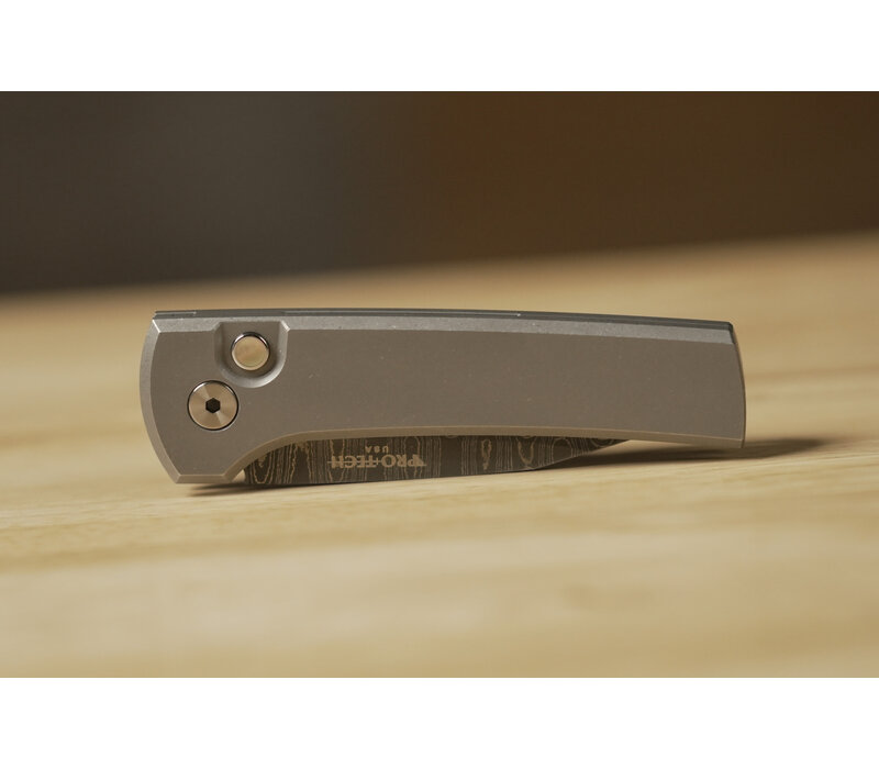 Pro-Tech, Chavez Scapegoat Compact Auto 17-4 Handle, Damascus