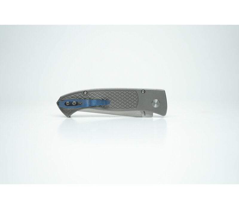 Pro-Tech, 2026 Brend Classic Custom 001 17-4 Steel Textured Handle, 154CM Steel