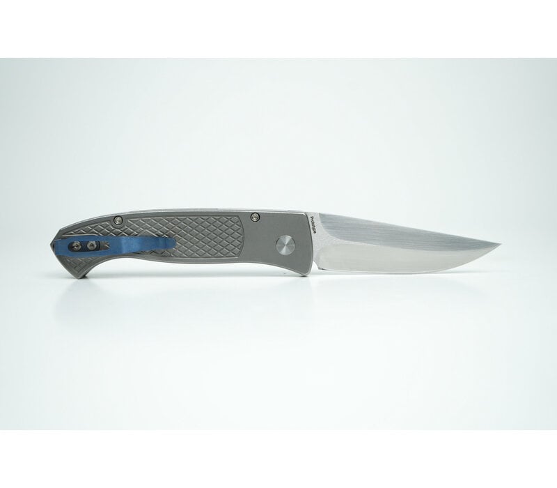 Pro-Tech, 2026 Brend Classic Custom 001 17-4 Steel Textured Handle, 154CM Steel
