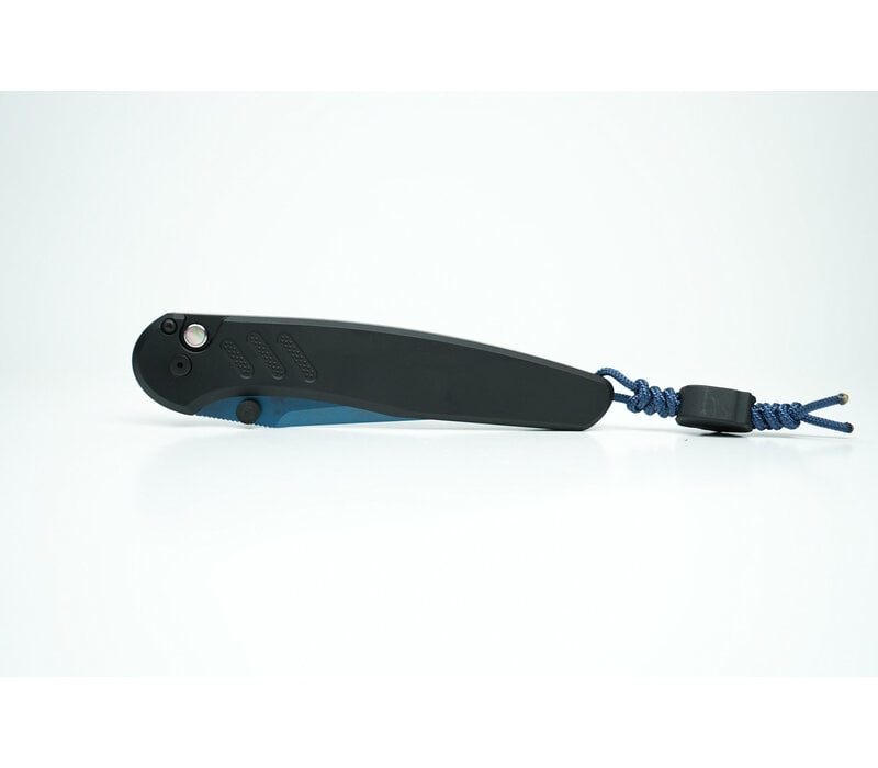 Pro-Tech Avalon Black Aluminum and Sapphire Blue Blade, Magnacut