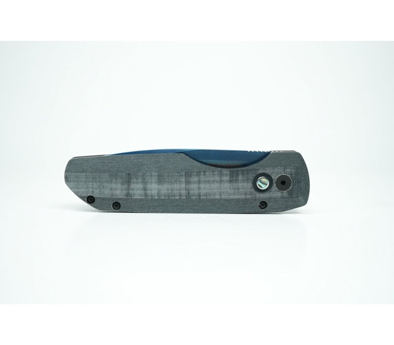 Pro-Tech Synapse Blue Linen Micarta, Sapphire Blue Magnacut