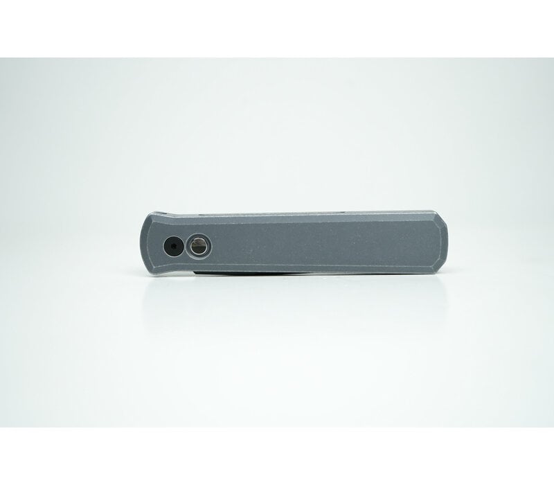 Pro-Tech, Godfather Battleworn Grey, DLC 154CM