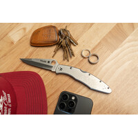 Spyderco Police Model, Stainless Handle, Plain Edge VG10