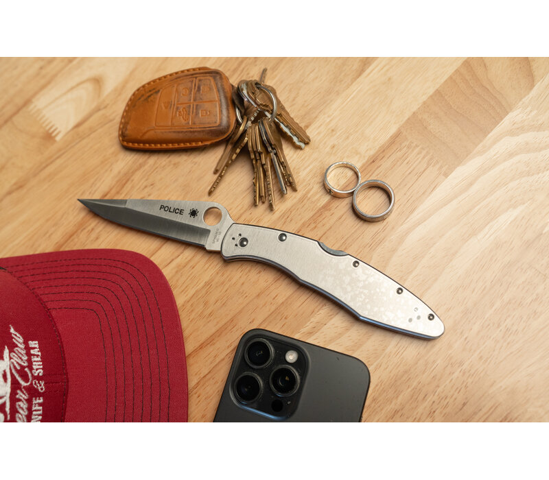 Spyderco Police Model, Stainless Handle, Plain Edge VG10