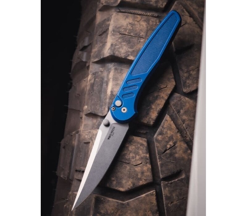 Pro-Tech Avalon Thumb Stub, Blue Aluminum, Magnacut Steel