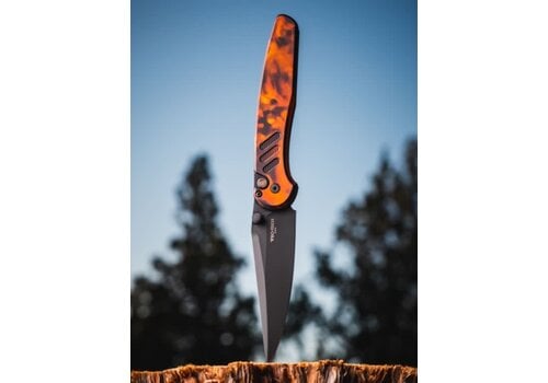 Pro-Tech Knives, LLC Pro-Tech, Avalon Thumb Stud, Del Fuego Handle, Black Magnacut Steel