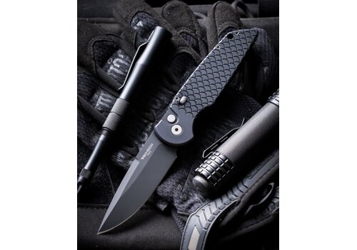 Pro-Tech Knives, LLC Pro-Tech, Tactical Response 3 Fish Scale Hande, Black 154CM